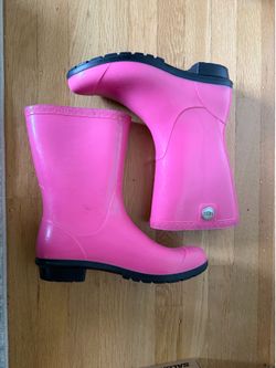Pink UGG Rain Boots - Women’s Size 9