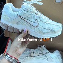 Nike Women Shoes 