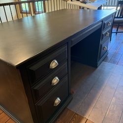 Large Executive Desk