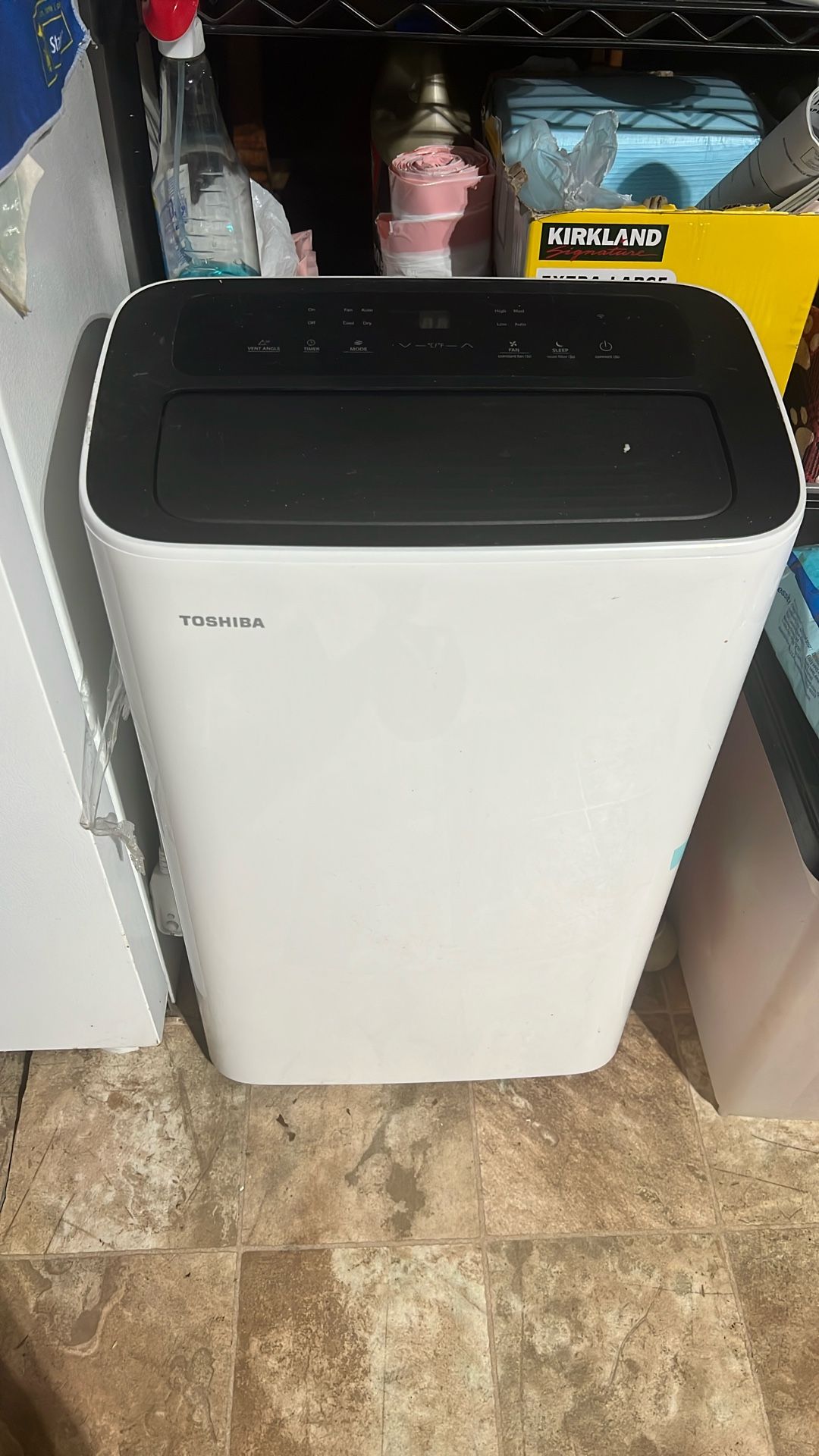 Toshiba 8,000 (DOE) BTU 350sq.ft