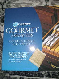 Hessler Gourmet Series Plus 17-Piece Knife Set & Board - NEW