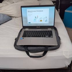 Asus Chromebook Laptop 14" With Targus Bag