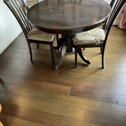 Free Free Free! Kitchen Table! +2 Chairs