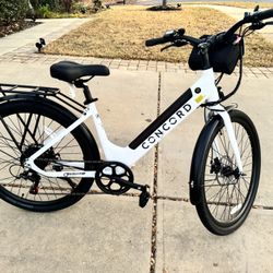 New Slightly Scratched and Dented White Concord eBike