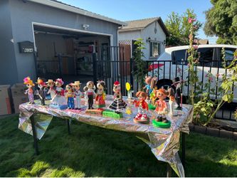 Yard art sale