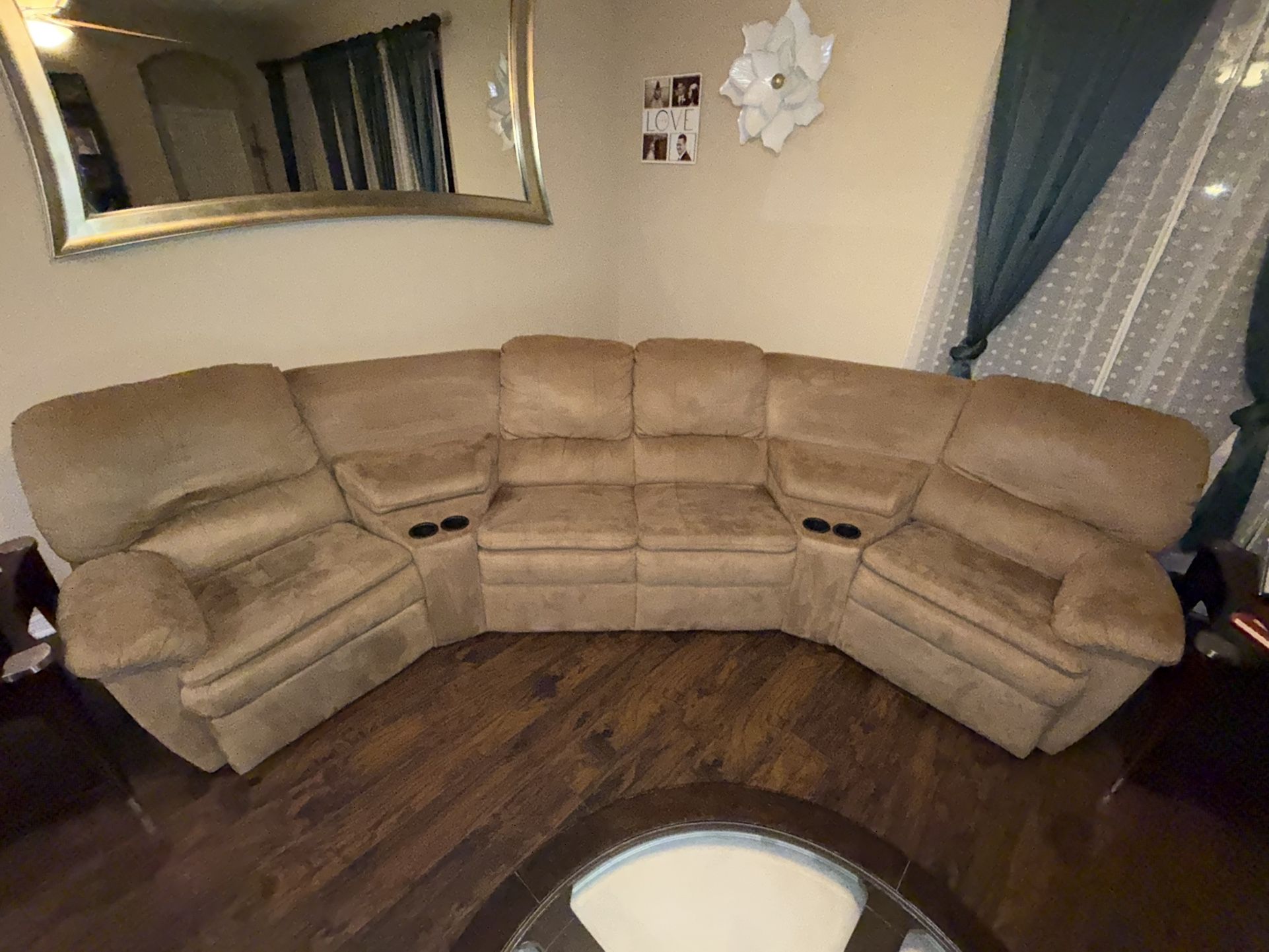 Sectional sofa, four seater with 4 cup holders