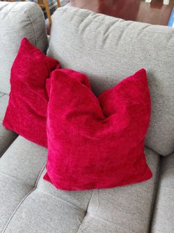 Decorative pillows( more in description)