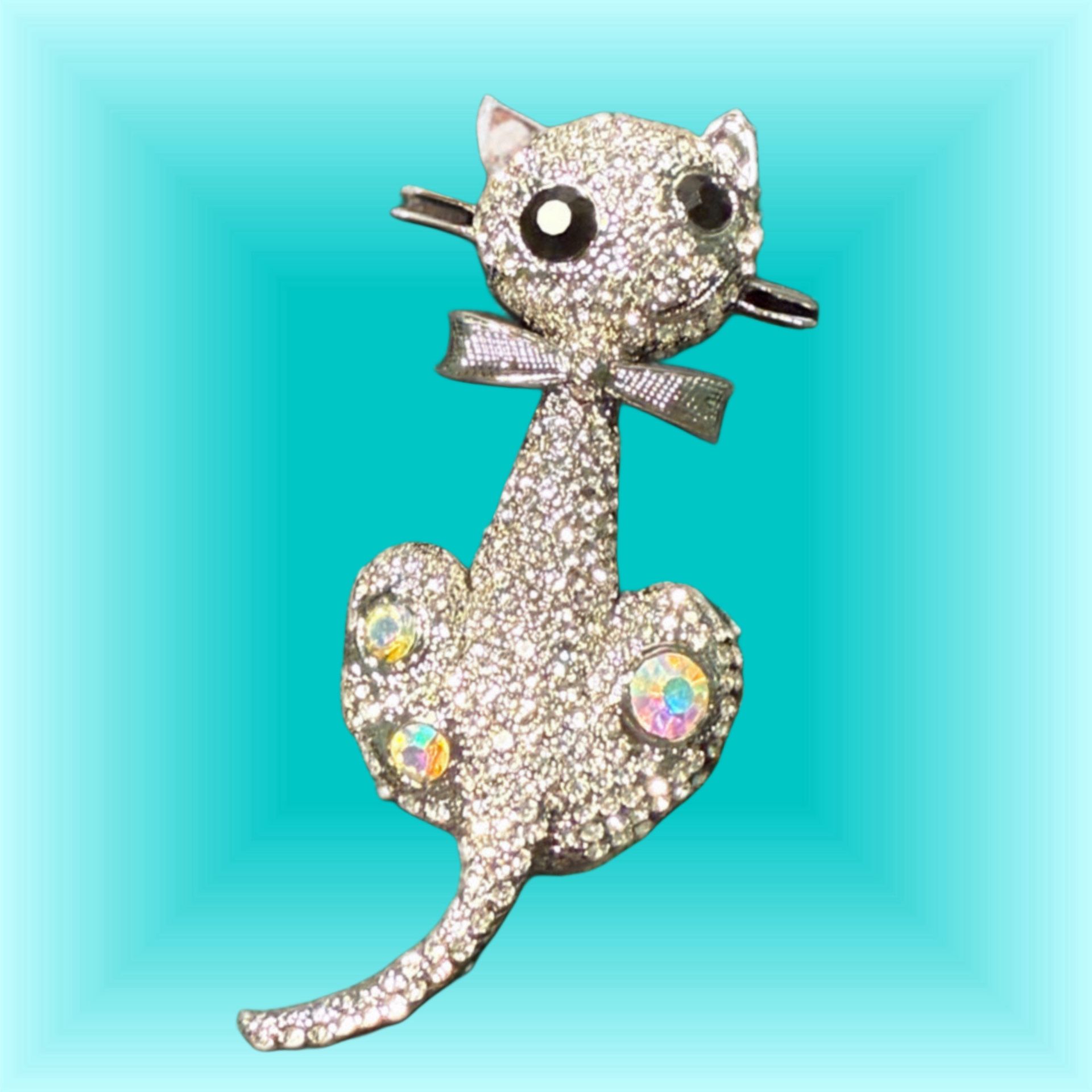 JJ Fantasia 1990s Cat Brooch Silver & Aurora Borealis Rhinestones, NWT, 1.5x4.5”