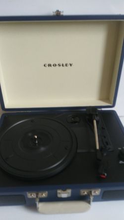 Crosley TURN TABLE WITH SPEAKER