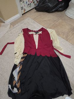 Medium pirate halloween costume