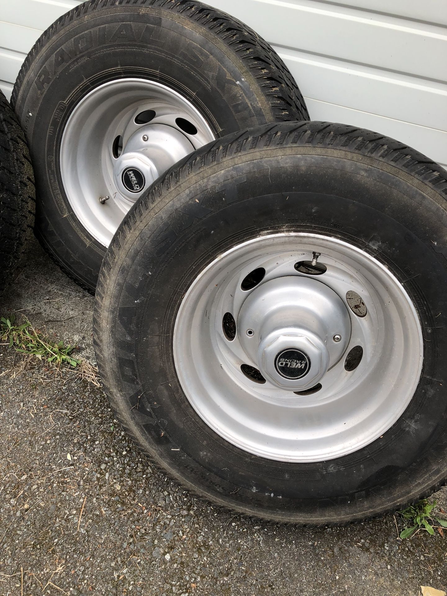 16.5” Weld Racing Truck Wheels for Sale in Woodinville, WA OfferUp