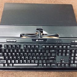 NICE  CORSAIR GAMING KEYBOARD!!!! 