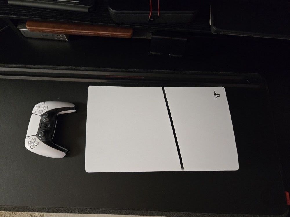 PlayStation 5 Slim Disc Bundle – Excellent Condition + Top Games