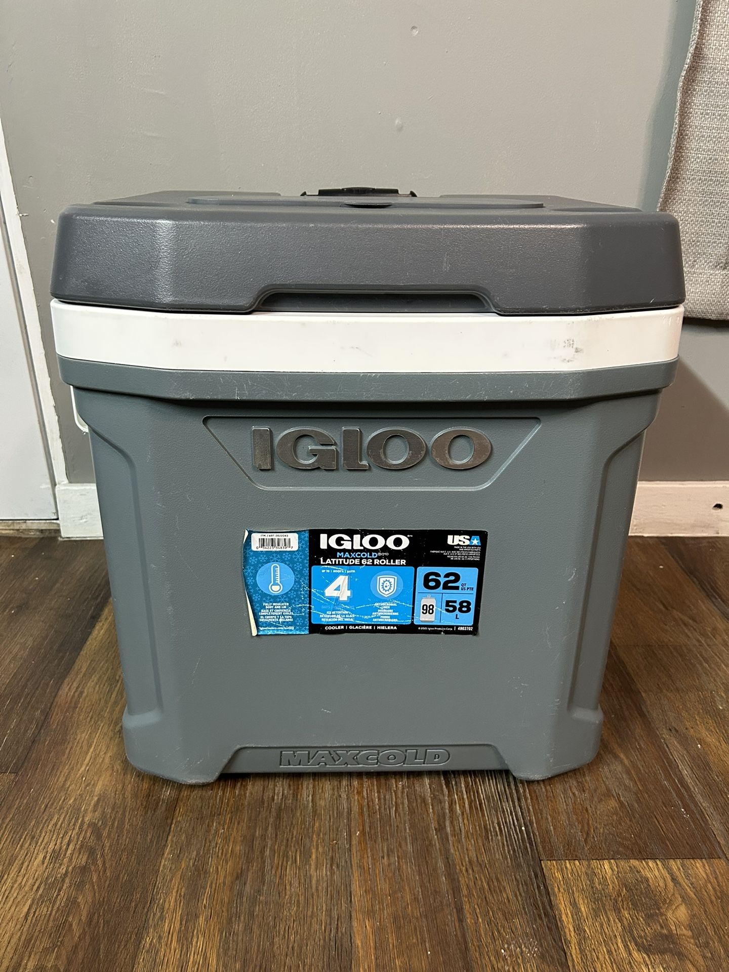 Igloo Cooler 62QT