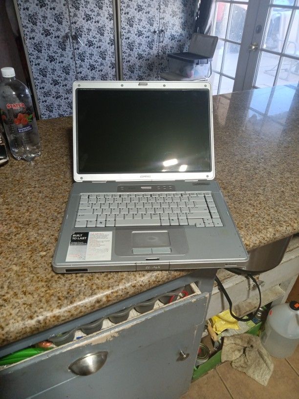Compaq Laptop