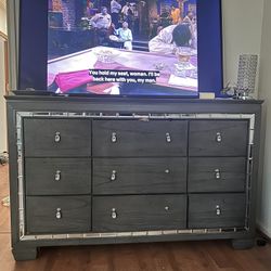 Queen Bed with Mirror & Dresser