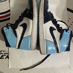 Blue And White Nike Shoes 