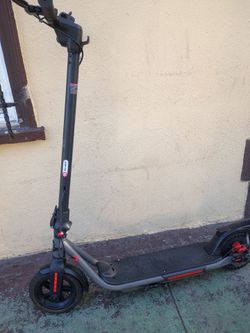 Electric scooter