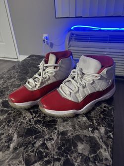  Air Jordan 11 Retro Cherry Men's Size 11