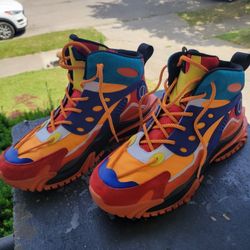 Javi LOGIC BOOTS SIZE 13