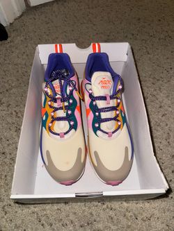 Nike Air Max 270 React – Size 10.5