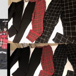 HOT TOPIC CARGO PANTS -fits Size M-L -$15 ea