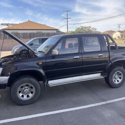 Toyota Hilux Truck 