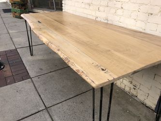 Dining table with two live edges