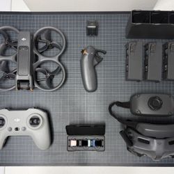DJI Avatar 2 Fly More Combo 