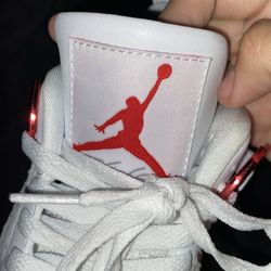 Jordan 4 Red Metallic 