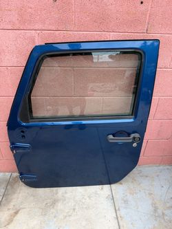 Jeep Wrangler Driver Front Door Blue Manual Window OEM 07 through 2010
