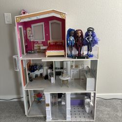 Rainbow High Dollhouse 