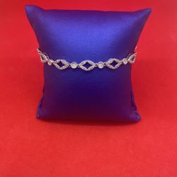 10KT White Gold Diamond Bracelet 