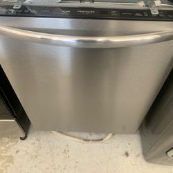 DISHWASHER 