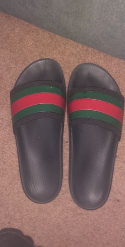 Size 10 Gucci flip flops