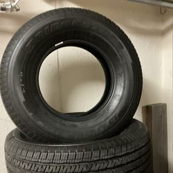 255/70/16 Bridgestone Dueler