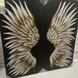 Pair Of Angel Wings Canvas Art 