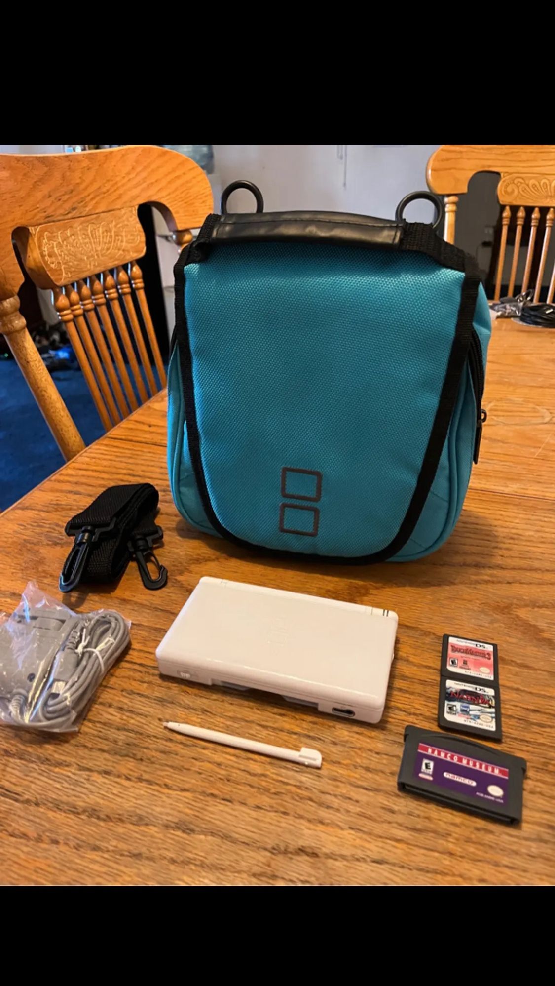 Nintendo DS Lite Game System & Stylist, 3 Games, Blue Console Case & Charger