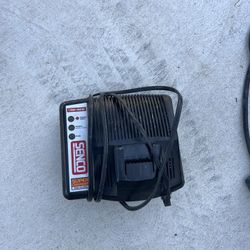 Senco Battery Charger 