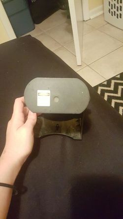 Green laser projector. Can set the speed of the lasers 30 obo.