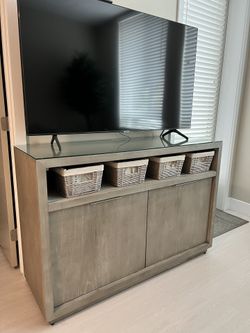 Modus Oxford 54” TV Console