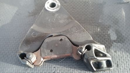 1995 electra rear brake caliper braket