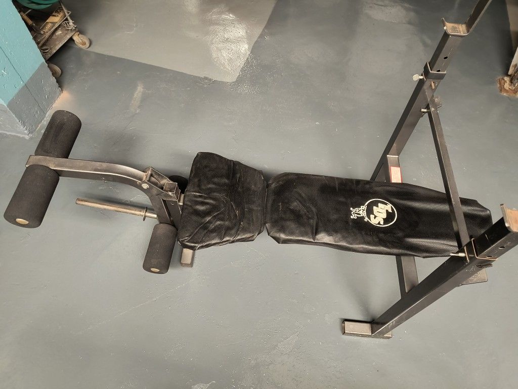 WEIGHT LIFTING BENCH