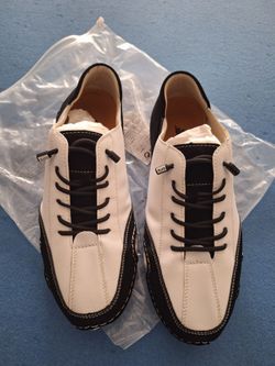 Woman's shoes
