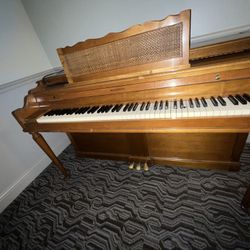 Acrosonic Piano. Good Condition 