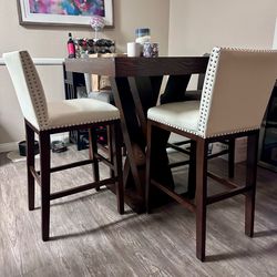 Dining Table with 4 Chairs