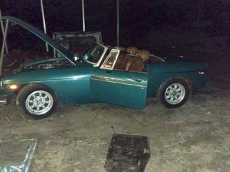 1978 MGB has been redone inside and out runs great starts on first try there's a video of the car running so you can hear it sounds nice new wiring gr