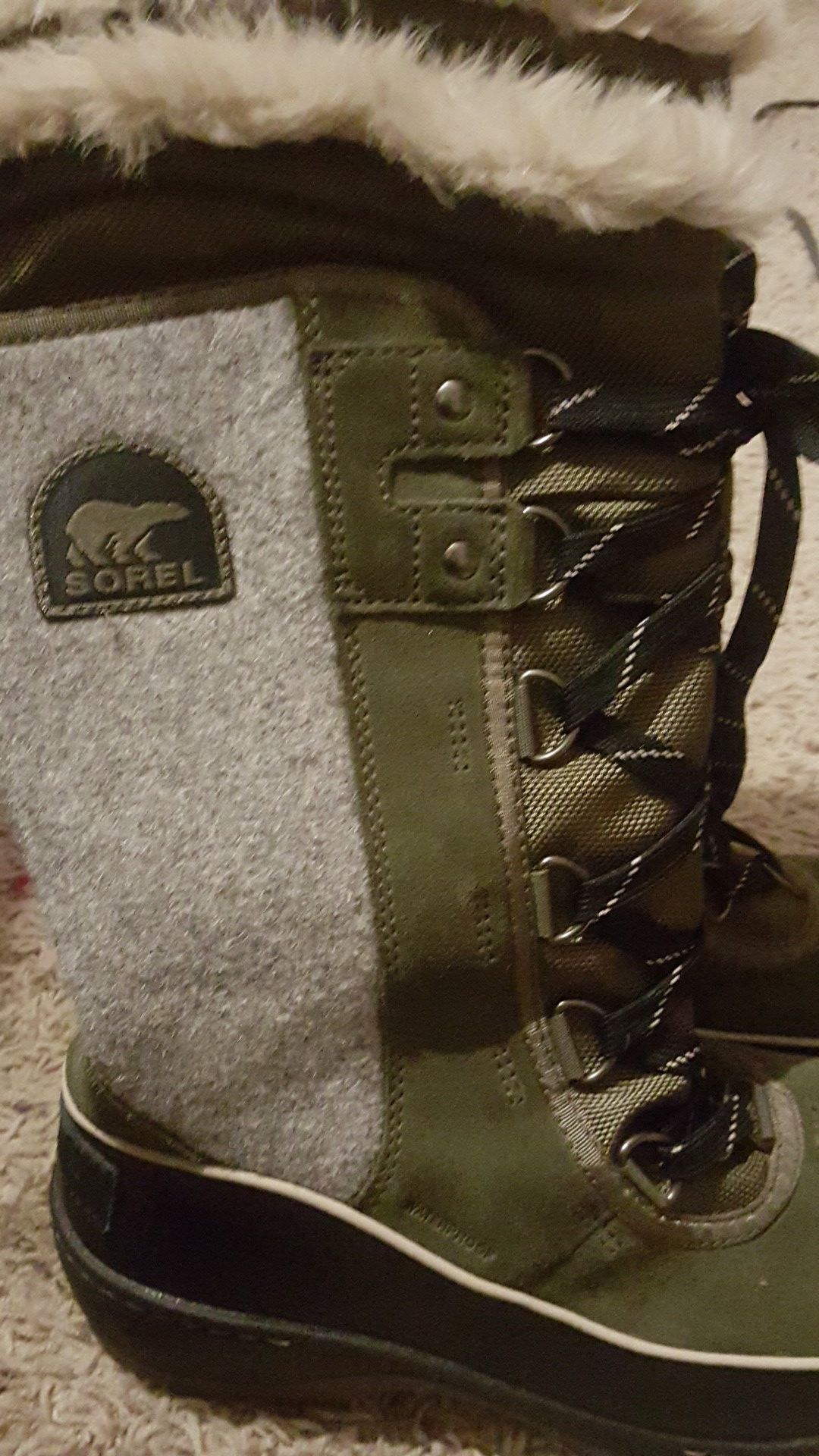 Sorel boots 7.5 brand new