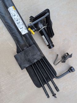 Chevy Silverado Tahoe OEM jack. Wrench.

Bars