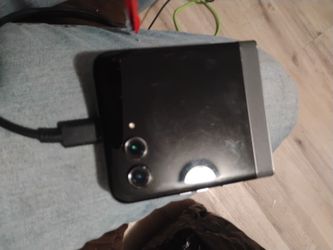 Motorola Razr 2024